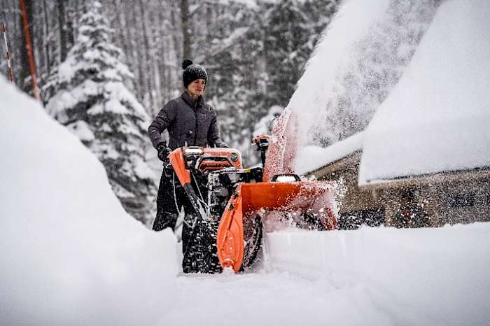 Schneefräse der Firma Ariens